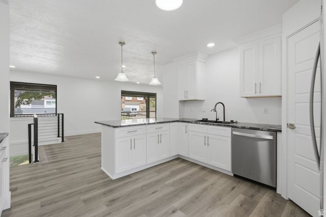 2936 E LA JOYA DR, Holladay, UT 84124