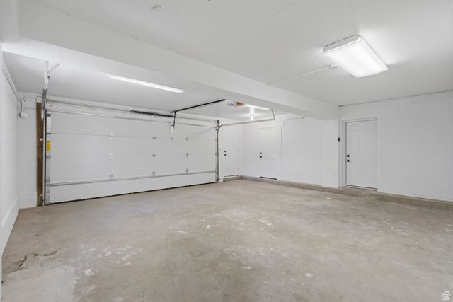 2936 E LA JOYA DR, Holladay, UT 84124