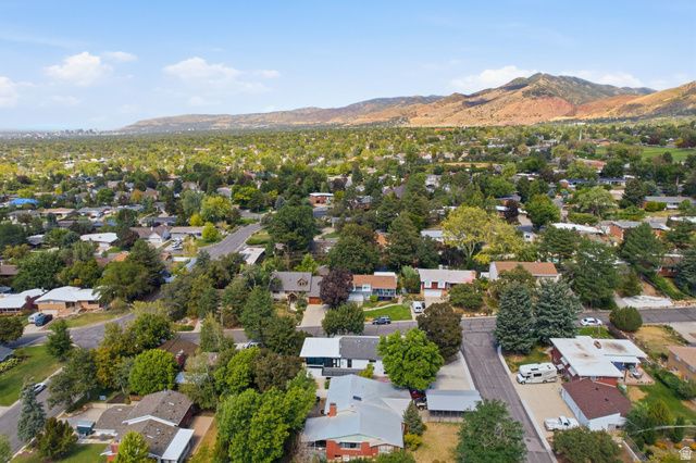 2936 E LA JOYA DR, Holladay, UT 84124