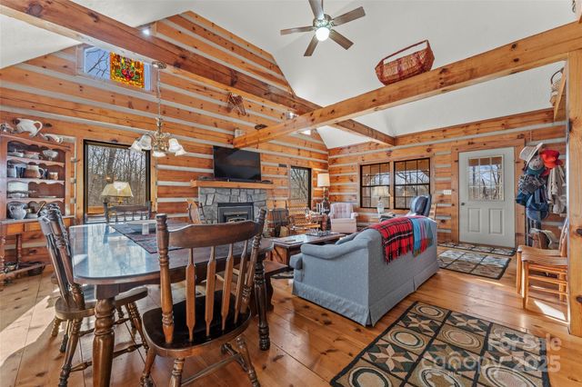 178 Tablerock Drive, Saluda, NC 28773