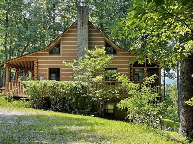 178 Tablerock Drive, Saluda, NC 28773