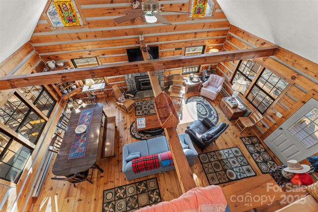 178 Tablerock Drive, Saluda, NC 28773