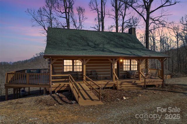 178 Tablerock Drive, Saluda, NC 28773