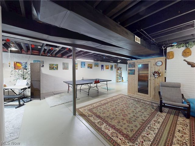 56 Wellesly Boulevard, Painesville, OH 44077
