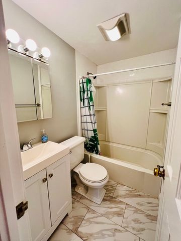 59 Phillips St 5, Boston, MA 02114