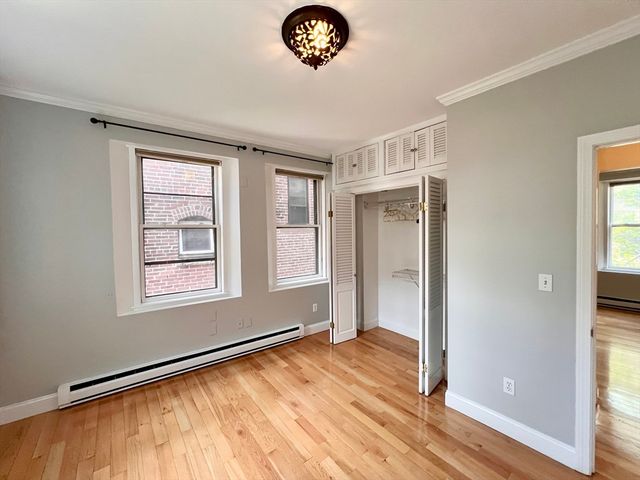 59 Phillips St 5, Boston, MA 02114