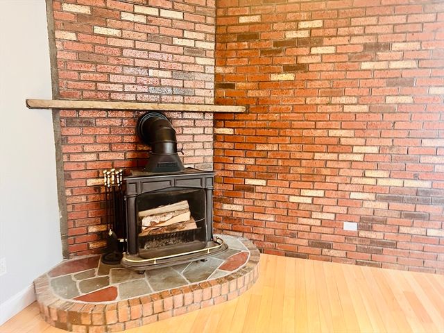 59 Phillips St 5, Boston, MA 02114