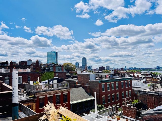 59 Phillips St 5, Boston, MA 02114