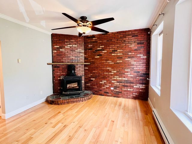 59 Phillips St 5, Boston, MA 02114