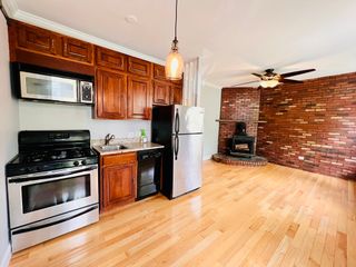59 Phillips St 5, Boston, MA 02114