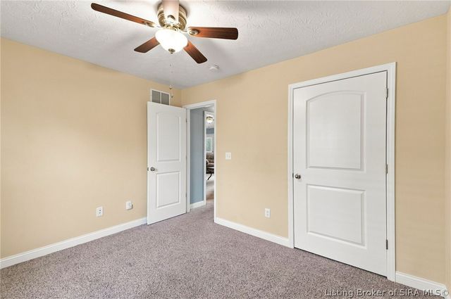 8212 Zachary Drive, Charlestown, IN 47111