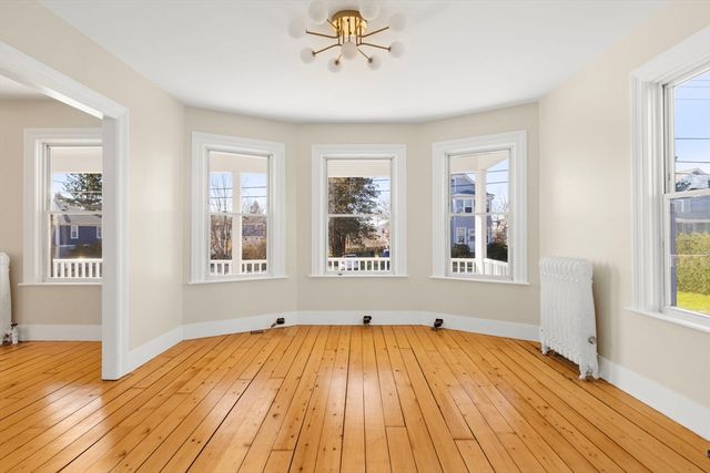 54 E Earle St, Cumberland, RI 02864