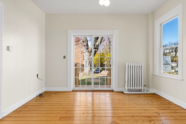 54 E Earle St, Cumberland, RI 02864