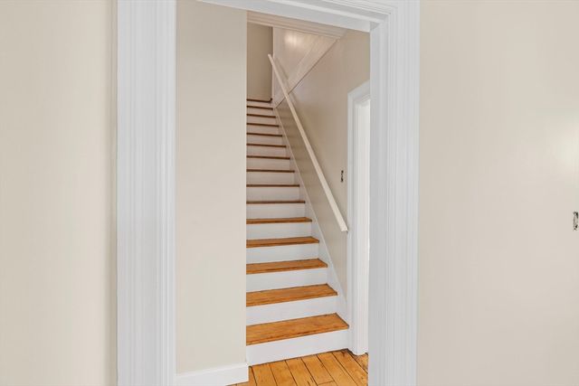 54 E Earle St, Cumberland, RI 02864