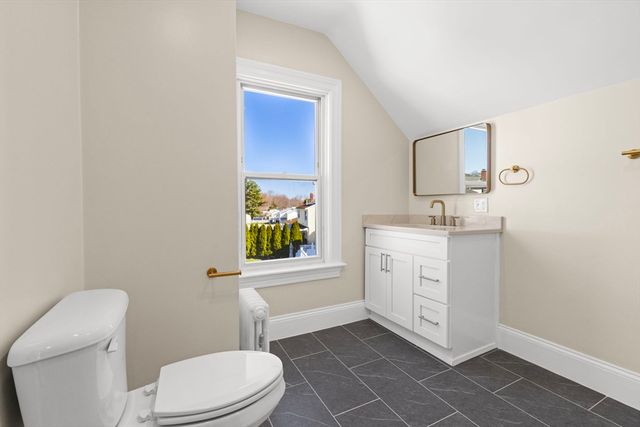 54 E Earle St, Cumberland, RI 02864