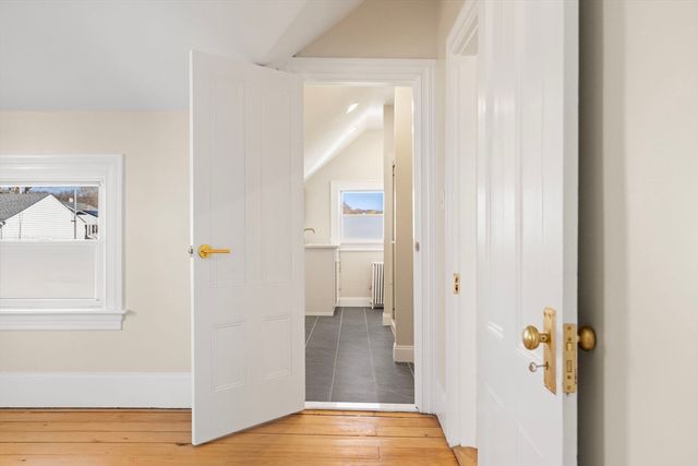 54 E Earle St, Cumberland, RI 02864