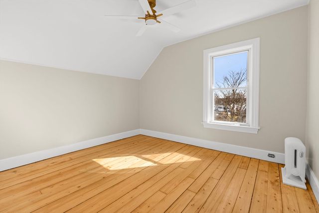 54 E Earle St, Cumberland, RI 02864