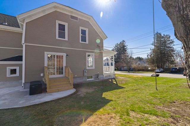 54 E Earle St, Cumberland, RI 02864