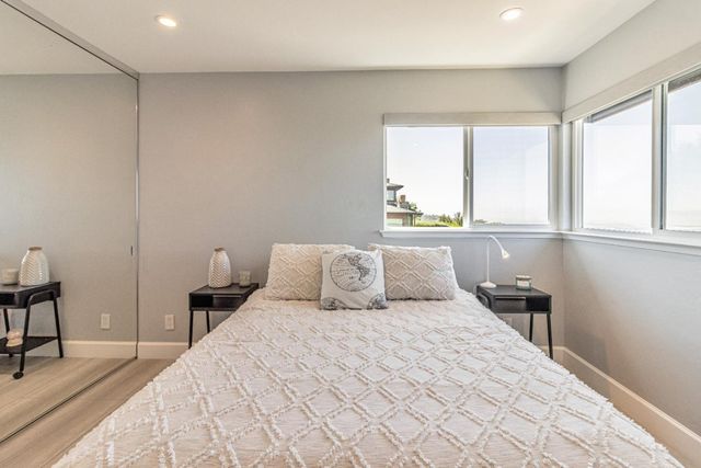 11550 Skyline Boulevard, Oakland, CA 94619