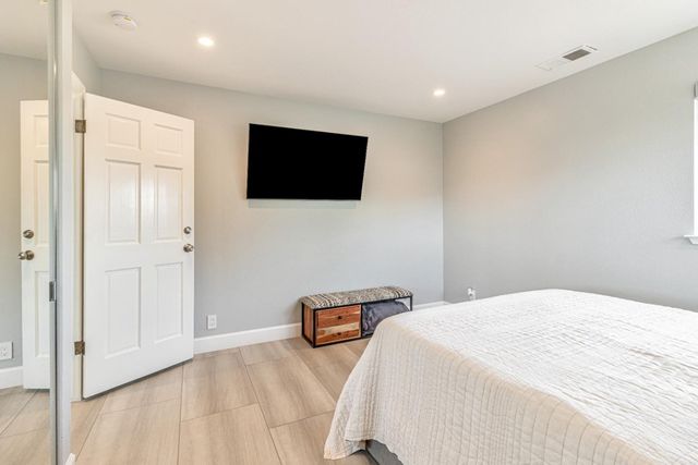 11550 Skyline Boulevard, Oakland, CA 94619