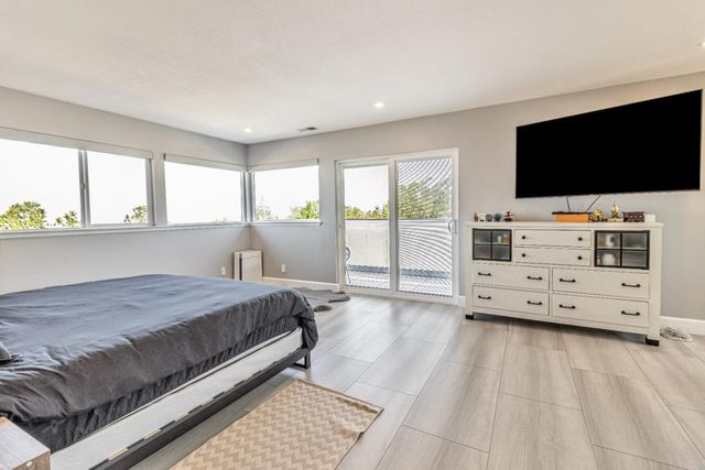 11550 Skyline Boulevard, Oakland, CA 94619