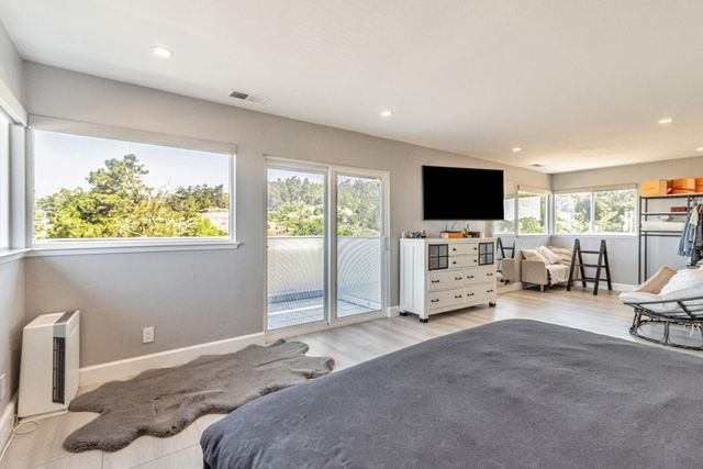 11550 Skyline Boulevard, Oakland, CA 94619