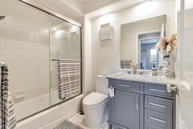 11550 Skyline Boulevard, Oakland, CA 94619