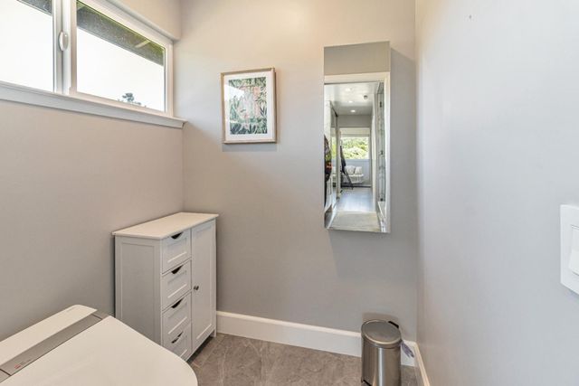 11550 Skyline Boulevard, Oakland, CA 94619
