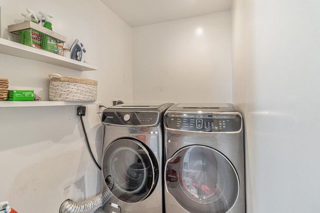 11550 Skyline Boulevard, Oakland, CA 94619