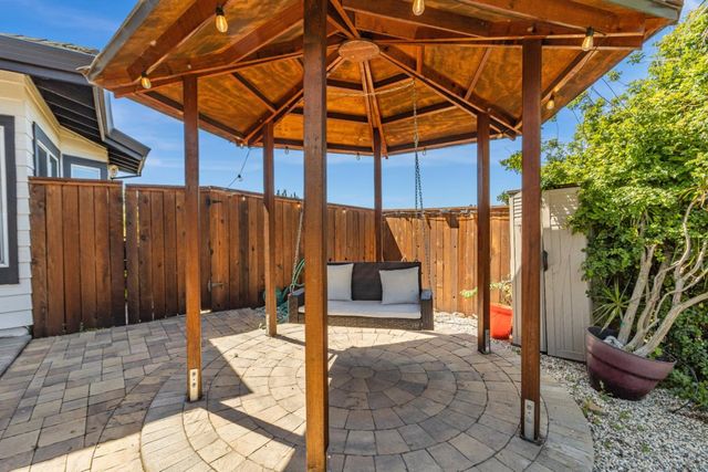 11550 Skyline Boulevard, Oakland, CA 94619