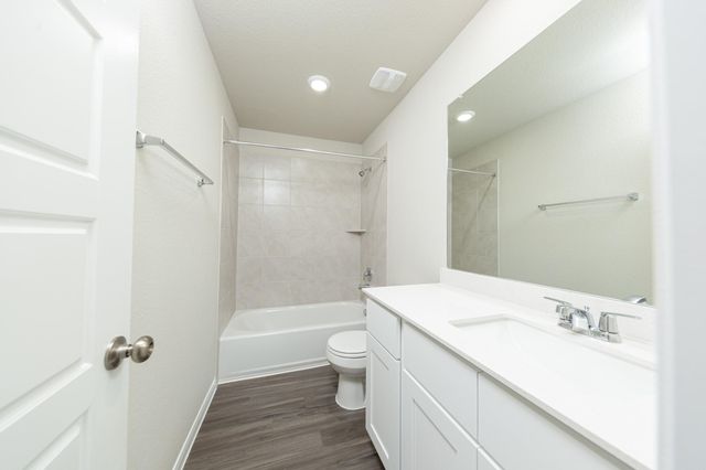 9258 Grace Ridge Drive, Willis, TX 77318