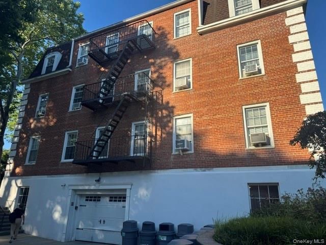 127 Second Street 1F, Garden City, NY 11530