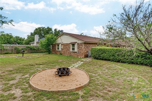 507 Austin Street, Copperas Cove, TX 76522