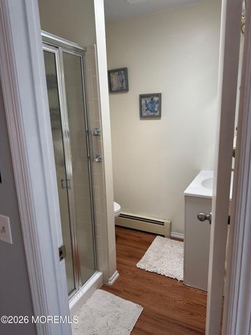 1 Ashcroft Lane, Toms River, NJ 08757