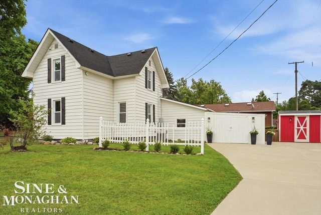 1015 Cass Road, St Clair, MI 48079
