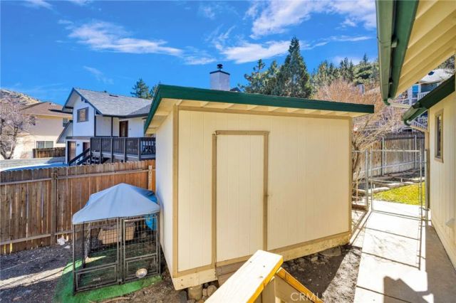 5313 Basel Drive, Wrightwood, CA 92397