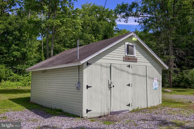 49 KING FISHER DR, Ashland, PA 17921