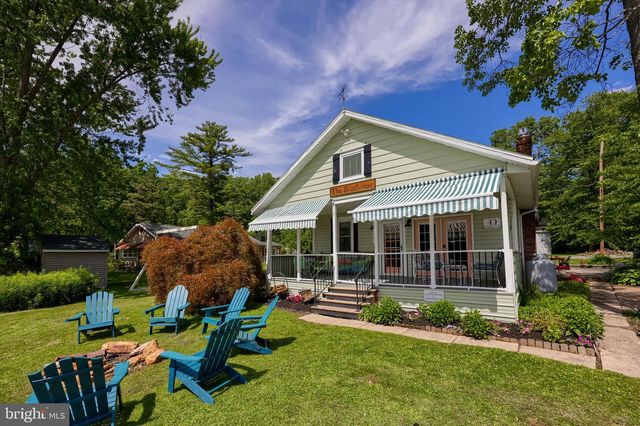 49 KING FISHER DR, Ashland, PA 17921