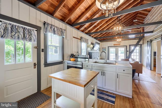 49 KING FISHER DR, Ashland, PA 17921
