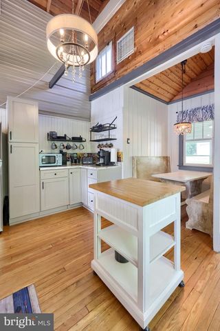 49 KING FISHER DR, Ashland, PA 17921