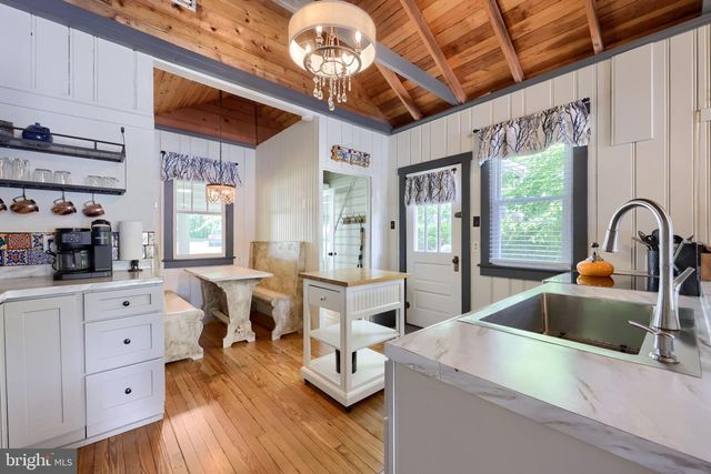 49 KING FISHER DR, Ashland, PA 17921
