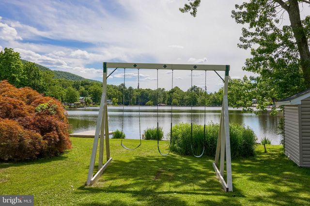 49 KING FISHER DR, Ashland, PA 17921