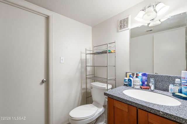 1620 N Wilmot Rd Unit F235, Tucson, AZ 85712