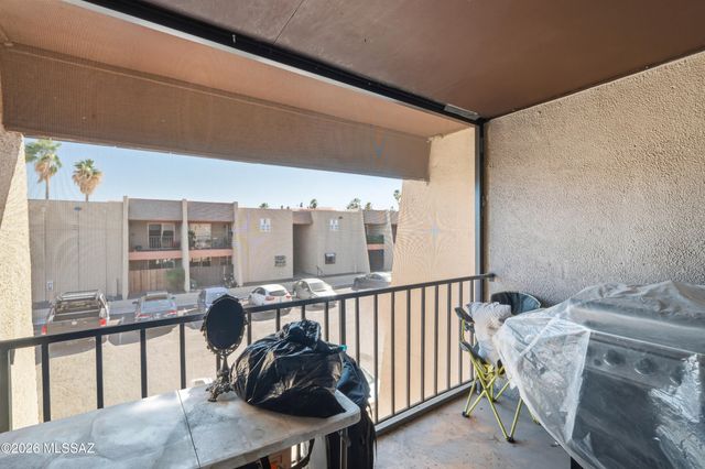 1620 N Wilmot Rd Unit F235, Tucson, AZ 85712