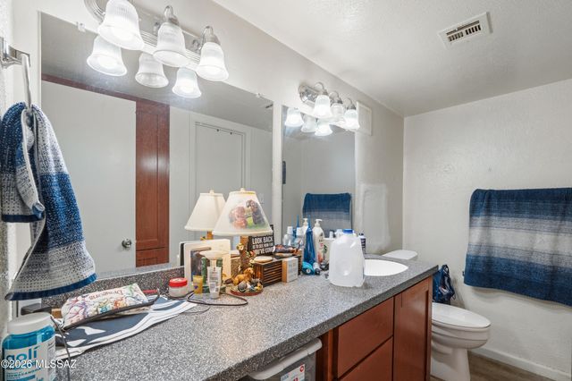 1620 N Wilmot Rd Unit F235, Tucson, AZ 85712