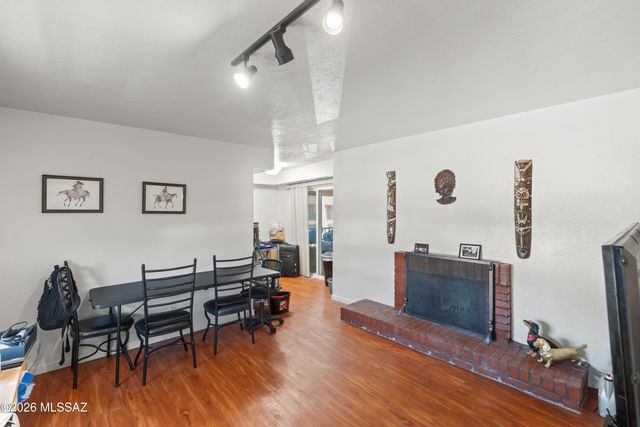 1620 N Wilmot Rd Unit F235, Tucson, AZ 85712