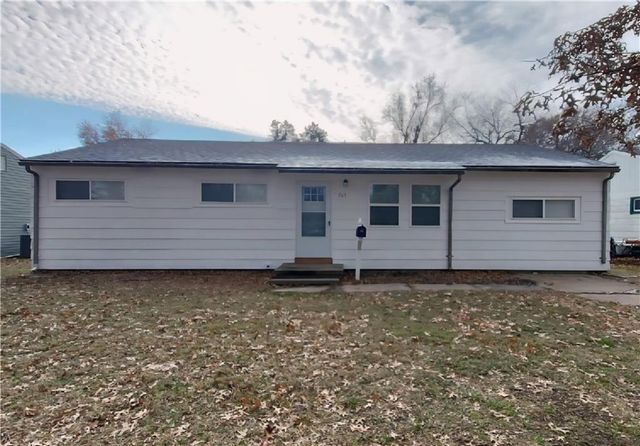 205 W Washington Street, Frontenac, KS 66763