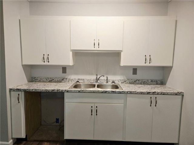 205 W Washington Street, Frontenac, KS 66763