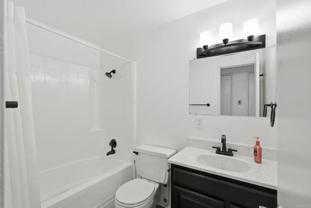 8451 Lomker Way, Santee, CA 92071