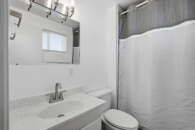 8451 Lomker Way, Santee, CA 92071